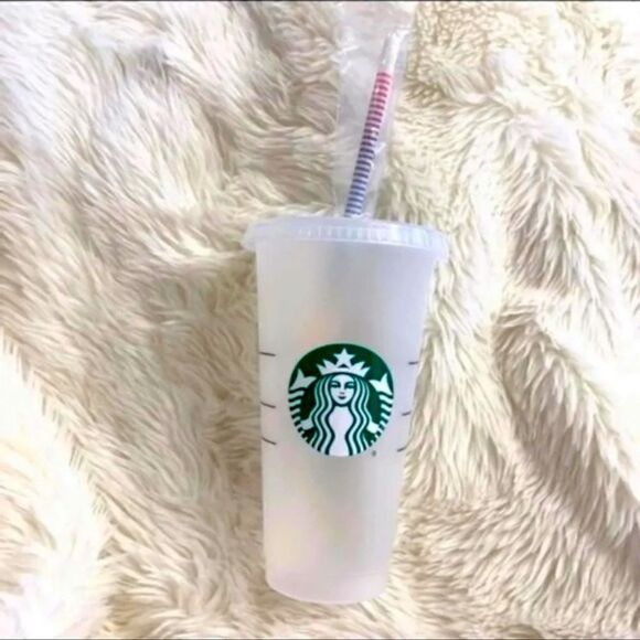 Vintage Starbucks Clear Venti Reusable Cup With 2019 Reusable Rainbow Straw - Picture 2 of 2